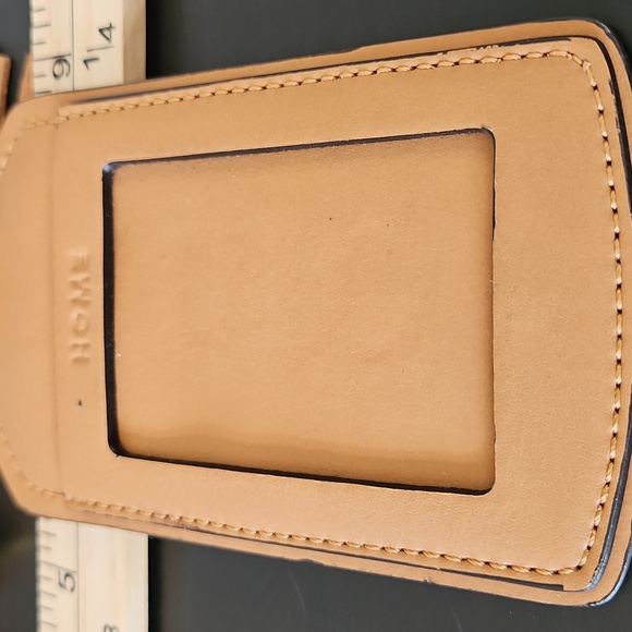 Chloe Luggage Tag & Tassel, Light Brown - Picture 9 of 14